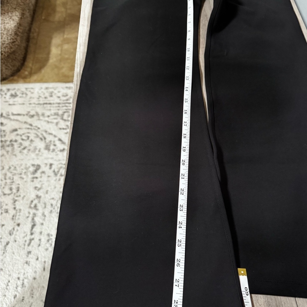Betabrand Medium Petite Black Flare Women's Pants - Picture 12 of 12